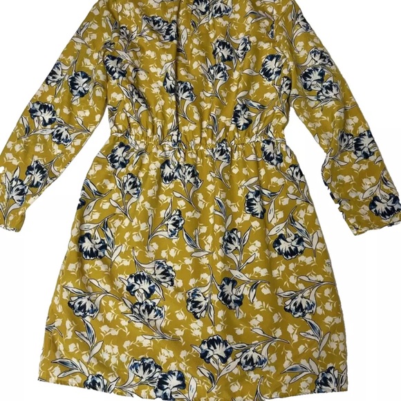 J Crew Short Sleeve Mini Dress Size 8 Tulip Hem Floral Elastic Waist 3/4 Sleeve - Picture 2 of 9